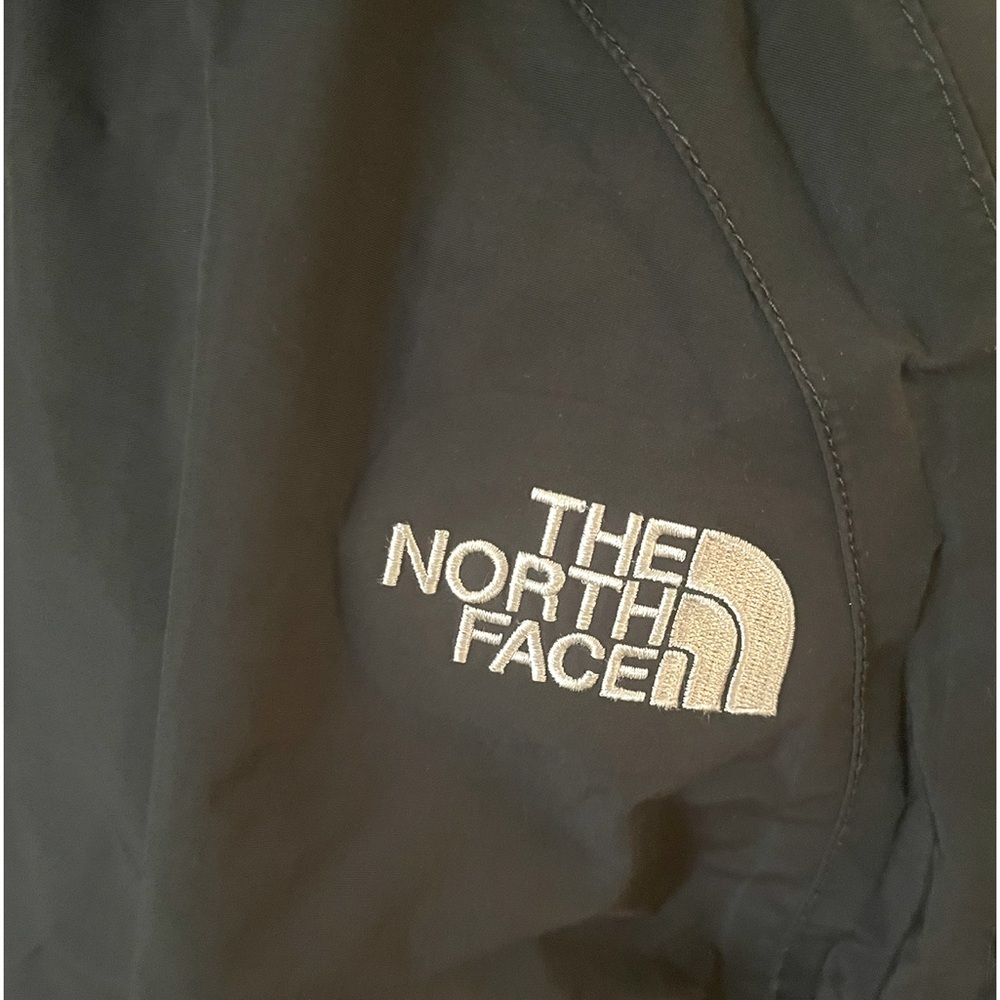 Women North Face Dual layer Jacket. Size Large - Picture 7 of 8